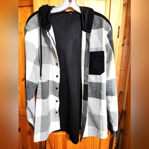 Mens plaid button down hoodie - Picture 1 of 7